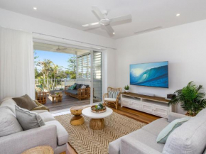 Marine Beach House